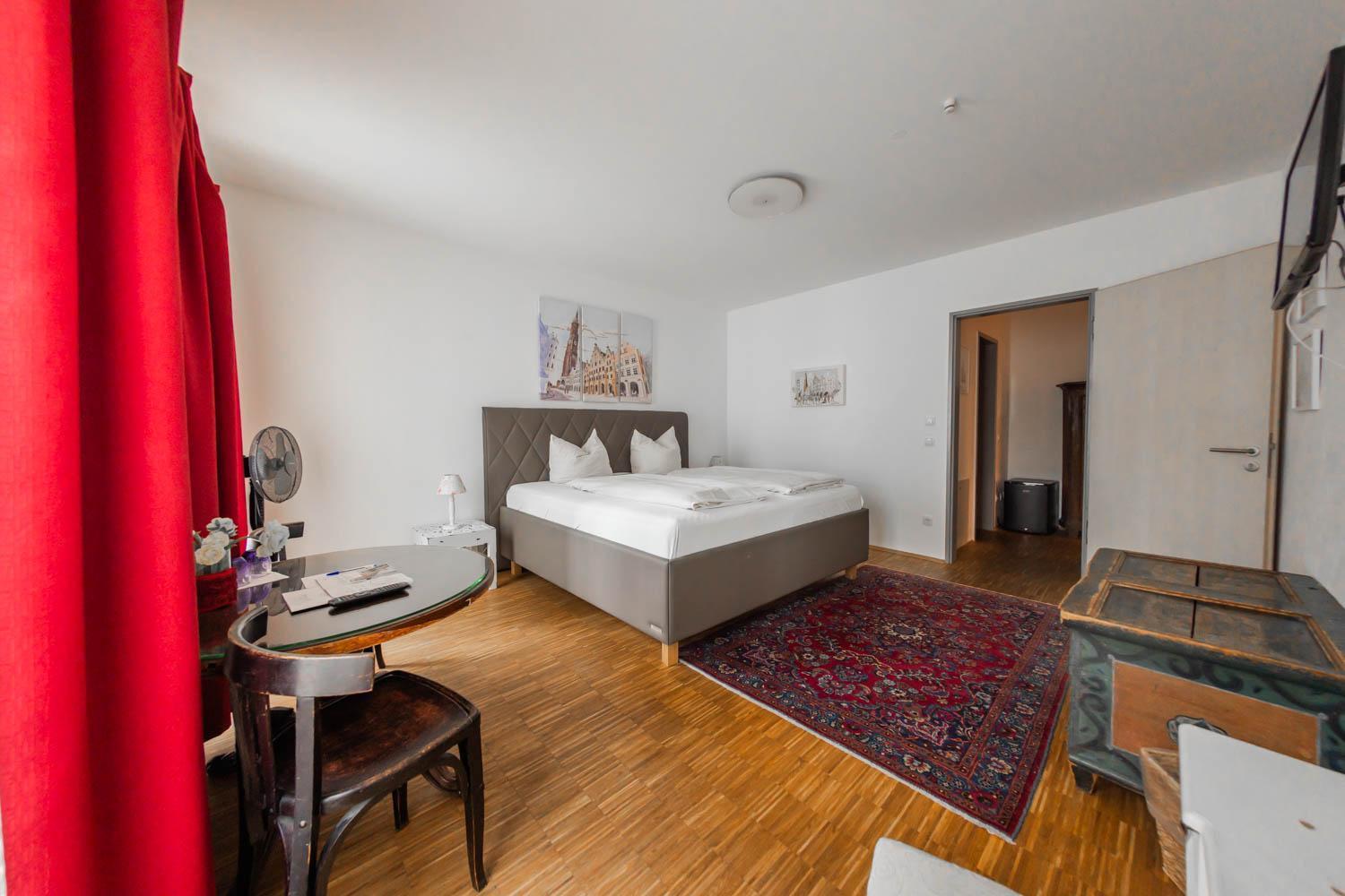 Hotel Freischuetz Ландсхут Экстерьер фото